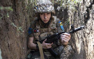 В Україні запровадять добровільний військовий облік жінок