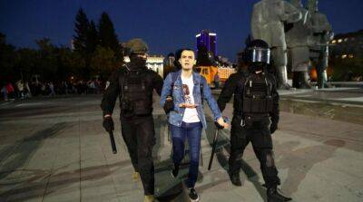Нет «могилизации», позор полицейским: в рф продолжаются акции протеста, более 150 задержанных
