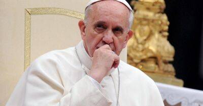 Папа Римский назвал ядерный удар "безумием", но не уточнил, кто им угрожал
