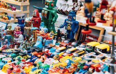 Предприниматель из Твери не хотел отвечать за торговлю подделками игрушек из недружественной страны