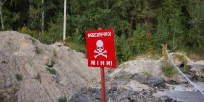 В освобожденных районах Харьковской области восемь человек за сутки подорвались на минах