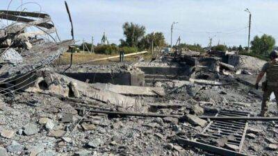 Россияне ракетой уничтожили мост, совмещавший две части Бахмута
