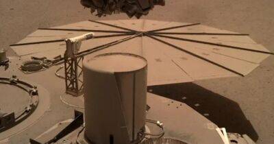 Хорошие новости. Мягкий сезон бурь на Марсе отсрочил смерть аппарата InSight