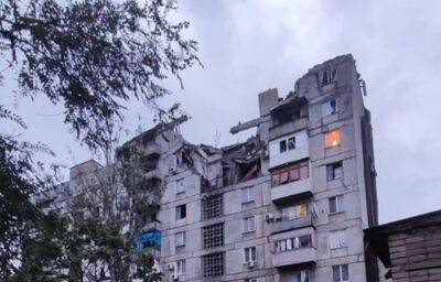 Ракетний удар по Торецьку: у зруйнованій 9-поверхівці врятували 19 осіб, 1 - госпіталізовано