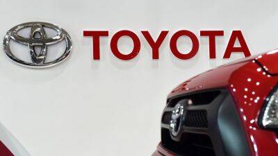 "Тойота" закрывает завод в России, но не уходит с российского рынка