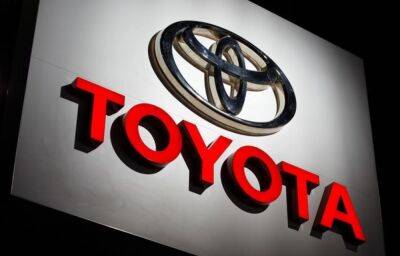 Toyota закриває завод у Росії та звільняє співробітників