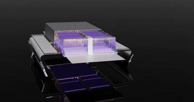 Микроскопических роботов оснастили чипами и солнечными батареями, чтобы они могли бегать