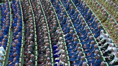 В Ашхабаде День независимости готовятся праздновать пенсионеры из президентской массовки