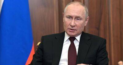 Ударит по экономике: Путин хочет увеличить расходы на оборону почти в два раза, — Bloomberg
