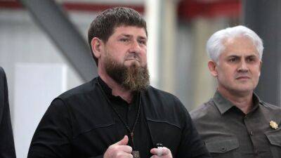 1ADAT: В Чечне похищают мужчин, подавших заявление на загранпаспорт