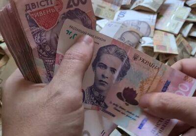 Пенсии и минималка станут выше: украинцам рассказали, как изменятся выплаты с 1 октября