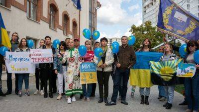 Переселенцы из Мариуполя провели в Одессе акцию против «референдума» | Новости Одессы