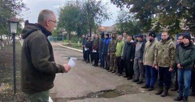 РФ хочет бросить украинских военнопленных в "казачий батальон" при "ДНР" (видео)