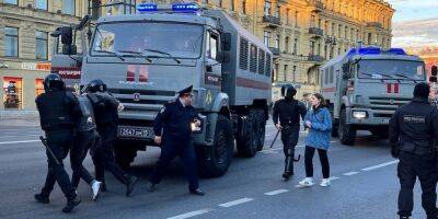 На акциях против мобилизации в России задержаны сотни людей — некоторым из них выдали повестки