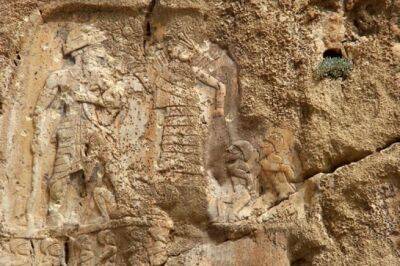 На западе Ирана реставрируют 4000-летние барельефы