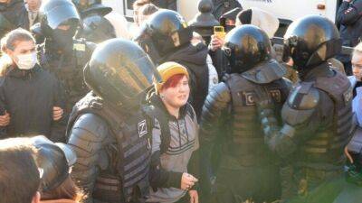 В России задержаны около 300 участников акций против мобилизации