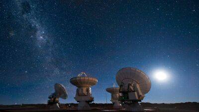 Что-то могли пропустить: ученые ищут следы пришельцев в старых данных по радиотелескопам