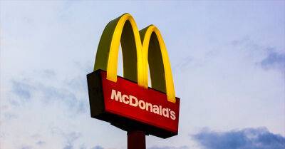 McDonald&apos;s відновлює роботу ще 7 ресторанів у Києві, зокрема на правому березі
