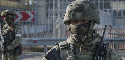 Часткова мобілізація: Гайдай розповів, кого росіяни закликають на Луганщині