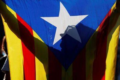 Каталония требует от Испании одобрения нового референдума о независимости