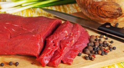 Диетологи: красное мясо может привести к трем видам осложнений со здоровья