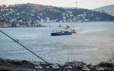 Туреччина перекрила Босфорську протоку через поломку судна, що прямував до Росії