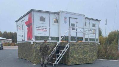 Ловят, где могут: на границе россии с Финляндией установили мобильные военкоматы