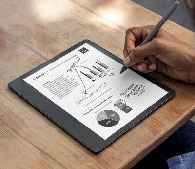 Amazon Kindle Scribe — ридер с E Ink дисплеем и поддержкой стилуса по цене $340