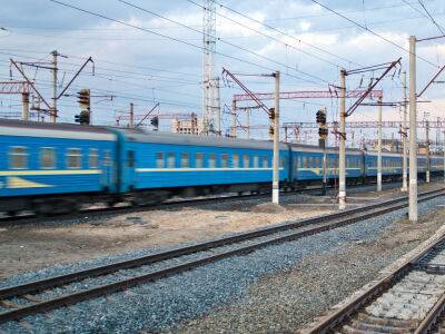 "Укрзалізниця" предупредила о задержке ряда поездов