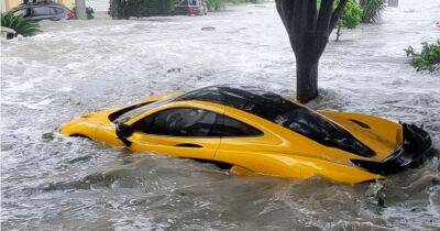 Ураган в США вымыл из гаража суперкар McLaren за $1 млн: авто купили неделю назад (фото)
