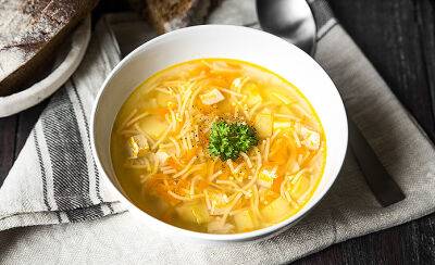 Горячий суп быстро избавит от чувства голода – нутрициолог