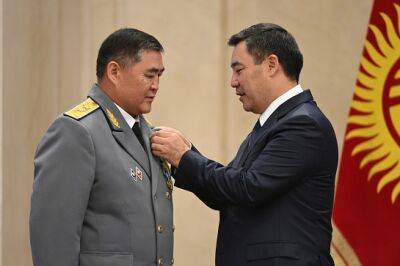 Президент Кыргызстана Жапаров присвоил Ташиеву высшую степень отличия - «Кыргыз Республикасынын Баатыры»