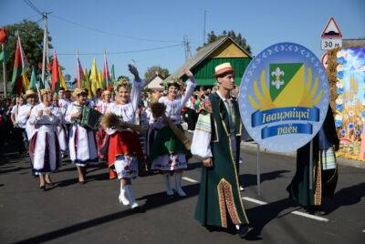 Владимир Караник - Председатель Гродненского облисполкома Владимир Караник поздравил участников и гостей областного фестиваля-ярмарки "Дажынкі-2022", который проходит в Телеханах Брестской области - grodnonews.by - Белоруссия - Брест