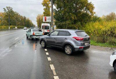 Водитель легковушки пострадал в ДТП на Московском шоссе в Твери