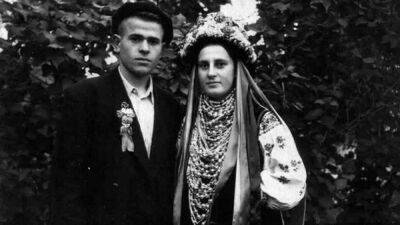 Одежда молодоженов на украинской свадьбе 100 лет назад: эксклюзивная подборка фотографий