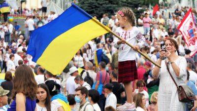Украинцы не могут вернуть своих детей из российских лагерей