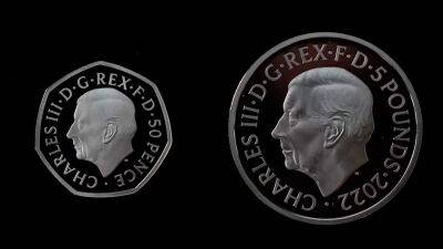 У Британії показали перші монети з портретом короля Чарльза III