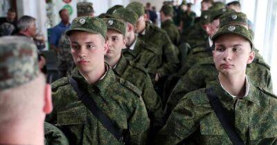 Путин объявил осенний призыв в армию России: сроки перенесли на месяц