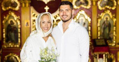 Телеведущий Никита Добрынин обвенчался в Киеве с Дашей Квитковой после двух лет брака