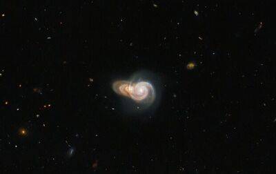 Hubble сделал фото двух необыкновенных галактик