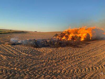 В Гродненском районе из-за детской шалости сгорело 135 тонн соломы