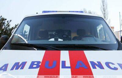 Пассажиры попавшего в ДТП белорусского автобуса направлены в больницу на обследование, сообщает МИД Беларуси