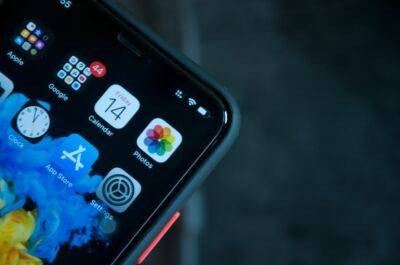 Рекламный бизнес Apple набирает обороты на фоне ослабления позиций Facebook и Google — этому поспособствовали изменения политики конфиденциальности iOS в 2021 году
