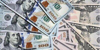 НБУ спешит на помощь. Украинским банкам не хватает наличной валюты