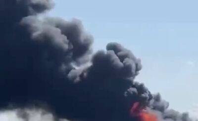 "Берегите себя": столб черного дыма поднимается над местом тяжелого ДТП на Одесчине