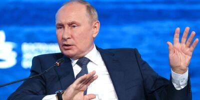 В Петербурге муниципальные депутаты призвал обвинить Путина в госизмене, чтобы отстранить от власти
