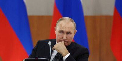 «У него логика рэкетира». Почему Путин начал убеждать в своих действиях самого себя — объясняет политолог