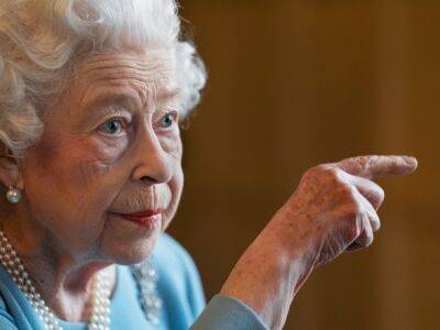 Да здравствует королева: информация о смерти Елизаветы II оказалась фейком