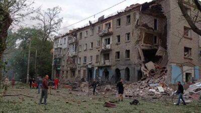 В оккупированной Новой Каховке раздались взрывы, уничтожены квартиры многоэтажки – мэр
