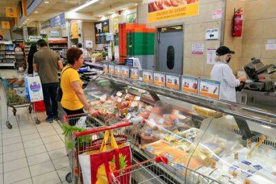 Шуферсаль открывает первый продуктовый магазин самообслуживания в Израиле